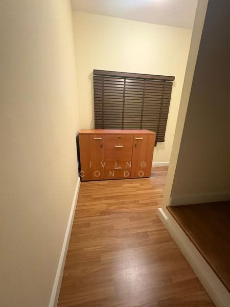 ทาวน์โฮม เดอะเมทโทร รามคำแหง - วงแหวน, Bangkok, Thap Chang, Saphan Sung, Bangkok, 3 Bedrooms, 148 sqm, Townhouse For Rent, by Living Condo, 500505289 - DDproperty.com