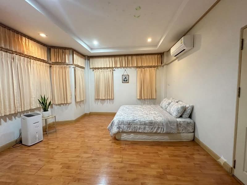 ขาย! บ้านเดี่ยว 2 ชั้น หลังใหญ่ บนที่ดิน 72 ตร.ว. ต.เขารูปช้าง อ.เมืองสงขลา, สงขลา, เขารูปช้าง, เมืองสงขลา, สงขลา, 576 ตร.ม., บ้านเดี่ยว ขาย, โดย ชญาพิชชา พันธกิจ, 500505296 - DDproperty.com