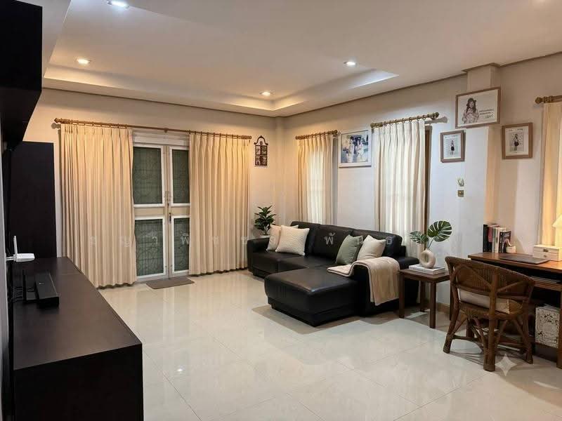 ขาย! บ้านเดี่ยว 2 ชั้น หลังใหญ่ บนที่ดิน 72 ตร.ว. ต.เขารูปช้าง อ.เมืองสงขลา, สงขลา, เขารูปช้าง, เมืองสงขลา, สงขลา, 576 ตร.ม., บ้านเดี่ยว ขาย, โดย ชญาพิชชา พันธกิจ, 500505296 - DDproperty.com