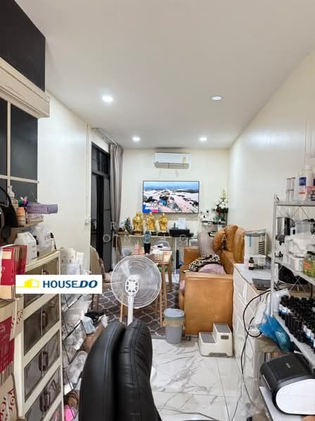 Grandio Ladprao-Kaset Nawamin, Bangkok, Soi Nawamin 42, Yeak 27, Khlong Kum, Bueng Kum, Bangkok, 4 Bedrooms, 180 sqm, Single Detached House For Sale, by Sirikamol Choonpicharn, 500505324 - DDproperty.com
