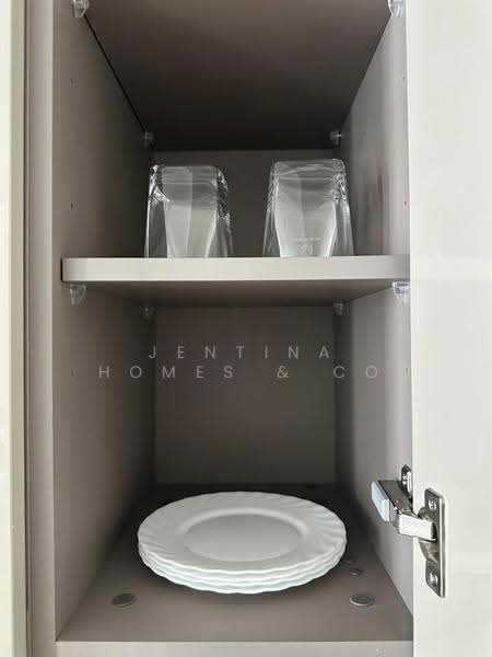 Siamese Exclusive Queens, Bangkok, 388 Phai Singto Alley, Khlong Toei, Bangkok, 1 Bedroom, 35 sqm, Condo For Rent, by Jentina Homes & Co, 500505396 - DDproperty.com