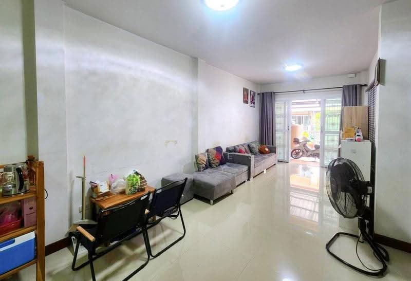 Mantakarn Ville : มัณฑกานต์ วิลล์ (ตำหรุ – บางพลี), สมุทรปราการ, ถนนตำหรุ – บางพลี, แพรกษาใหม่, เมืองสมุทรปราการ, สมุทรปราการ, 100 ตร.ม., ทาวน์เฮ้าส์ ขาย, โดย The Best Property เจี๊ยบ, 500505401 - DDproperty.com
