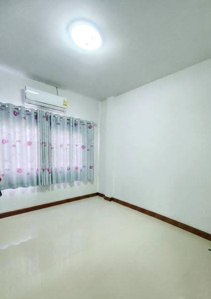 Mantakarn Ville : มัณฑกานต์ วิลล์ (ตำหรุ – บางพลี), สมุทรปราการ, ถนนตำหรุ – บางพลี, แพรกษาใหม่, เมืองสมุทรปราการ, สมุทรปราการ, 100 ตร.ม., ทาวน์เฮ้าส์ ขาย, โดย The Best Property เจี๊ยบ, 500505401 - DDproperty.com