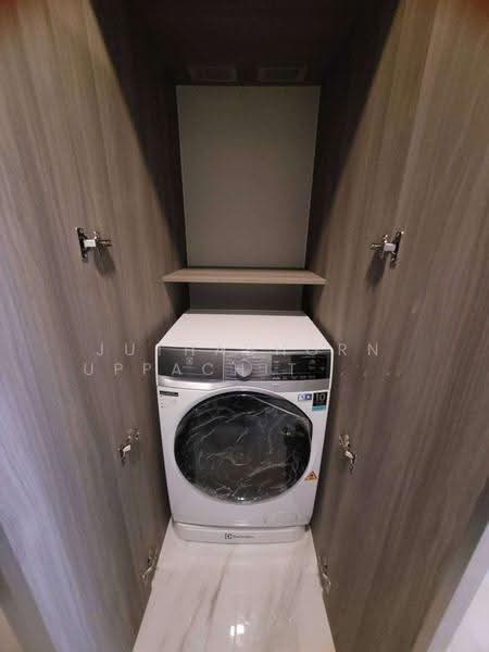 Celes Asoke, Bangkok, 8-10 Sukhumvit 21, Khlongtoei Nua, Watthana, Bangkok, 1 Bedroom, 42 sqm, Condo For Rent, by Juthabhorn Uppachit (Amy), 500505439 - DDproperty.com