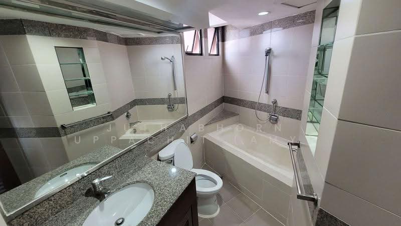 President Park Sukhumvit 24, Bangkok, 99 Sukhumvit 24 Alley, Khlongtoei Nua, Watthana, Bangkok, 3 Bedrooms, 223 sqm, Condo For Rent, by Juthabhorn Uppachit (Amy), 500505448 - DDproperty.com