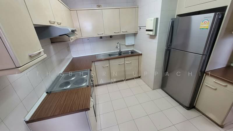 President Park Sukhumvit 24, Bangkok, 99 Sukhumvit 24 Alley, Khlongtoei Nua, Watthana, Bangkok, 3 Bedrooms, 223 sqm, Condo For Rent, by Juthabhorn Uppachit (Amy), 500505448 - DDproperty.com