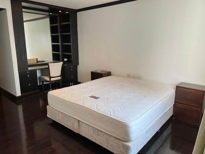 Kallista Mansion, Bangkok, 64 Soi Sukhumvit 11, Khlongtoei Nua, Watthana, Bangkok, 4 Bedrooms, 315 sqm, Condo For Rent, by Nakarin Sookpaiboon, 500505456 - DDproperty.com