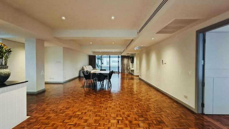 Villa Bajaj, Bangkok, Soi Sukhumvit 19, Khlongtoei Nua, Watthana, Bangkok, 3 Bedrooms, 240 sqm, Condo For Rent, by BANGKOK PROPERTY AGENTS, 500505482 - DDproperty.com