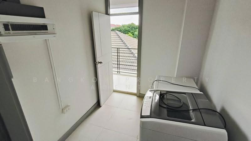 Villa Bajaj, Bangkok, Soi Sukhumvit 19, Khlongtoei Nua, Watthana, Bangkok, 3 Bedrooms, 240 sqm, Condo For Rent, by BANGKOK PROPERTY AGENTS, 500505482 - DDproperty.com