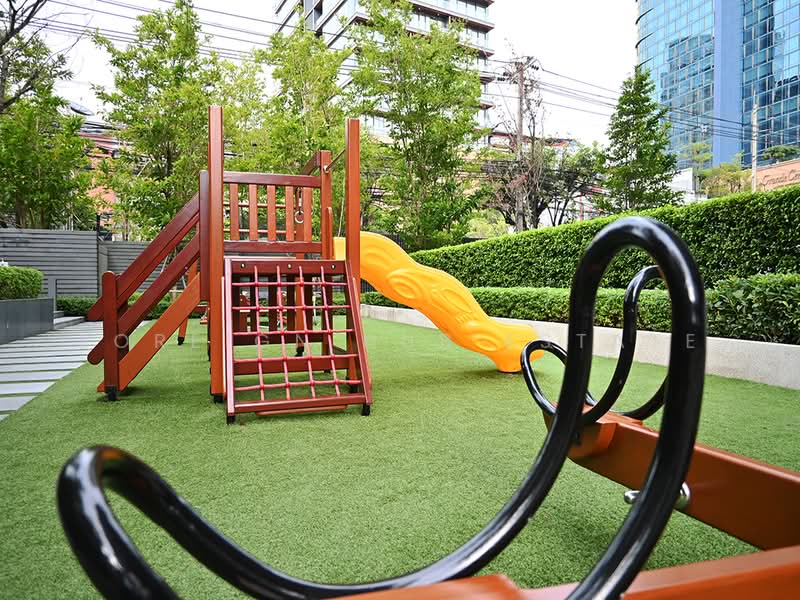 Tela Thonglor 13, Bangkok, 233 Soi Sukhumvit 55, Sukhumvit Road, Khlong Tan Nua, Watthana, Bangkok, 2 Bedrooms, 111 sqm, Condo For Rent, by Foreign Hub Estate, 500505483 - DDproperty.com