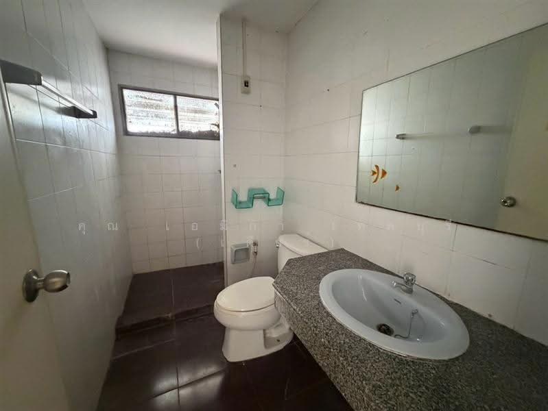 ฟลอร่าวิลล์ สุวินทวงศ์38, Bangkok, ถนนสุวินทวงศ์, Lam Phak Chi, Nong Chok, Bangkok, 4 Bedrooms, 300 sqm, Single Detached House For Sale, by คุณ เอมิกา เทพบุรี (เดียร์), 500505504 - DDproperty.com