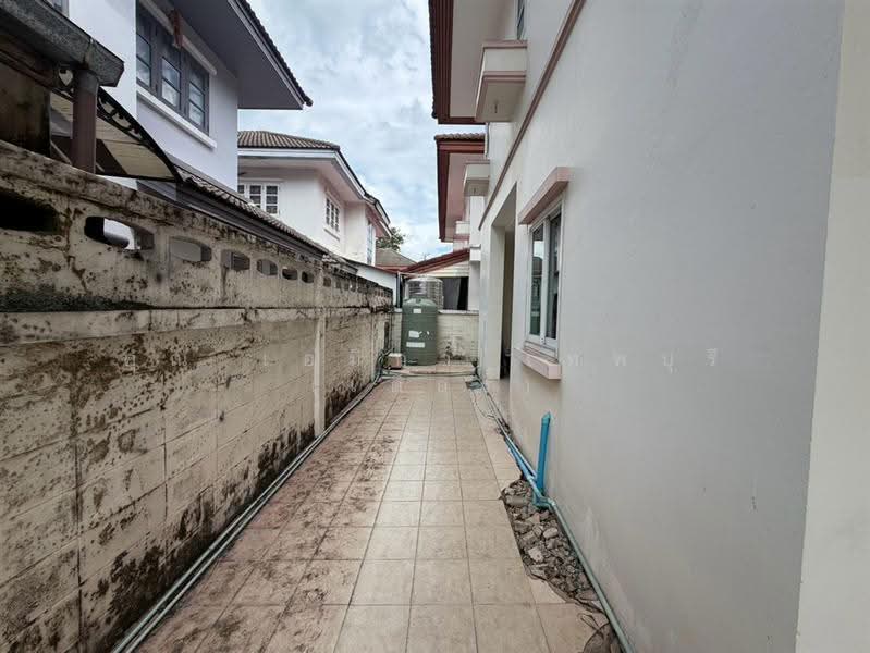 ฟลอร่าวิลล์ สุวินทวงศ์38, Bangkok, ถนนสุวินทวงศ์, Lam Phak Chi, Nong Chok, Bangkok, 4 Bedrooms, 300 sqm, Single Detached House For Sale, by คุณ เอมิกา เทพบุรี (เดียร์), 500505504 - DDproperty.com