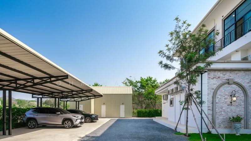 ขายคฤหาสน์เขาใหญ่ Luxury Villa ปากช่อง เขาใหญ่, Nakhon Ratchasima, Pong Ta Long, Pak Chong, Nakhon Ratchasima, 3 Bedrooms, 750 sqm, Single Detached House For Sale, by Ohm Panitarn, 500505537 - DDproperty.com
