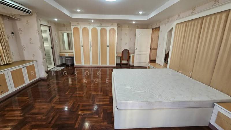 D.H.Grand Tower, Bangkok, Soi Prommit, Khlong Tan Nua, Watthana, Bangkok, 3 Bedrooms, 260 sqm, Condo For Rent, by BANGKOK PROPERTY AGENTS, 500505539 - DDproperty.com