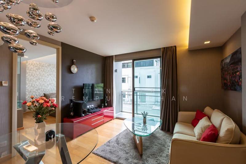 Via BOTANI, Bangkok, 36 Soi Sukhumvit 47, Sukhumvit Road, Khlong Tan Nua, Watthana, Bangkok, 1 Bedroom, 47 sqm, Condo For Rent, by Thanyalak Premputtiphan, 500505567 - DDproperty.com