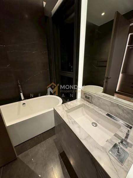 The Monument Thonglor, Bangkok, 998 Thonglor Road, Khlong Tan Nua, Watthana, Bangkok, 2 Bedrooms, 126 sqm, Condo For Sale, by Neeranuch Somprasong, 500505580 - DDproperty.com