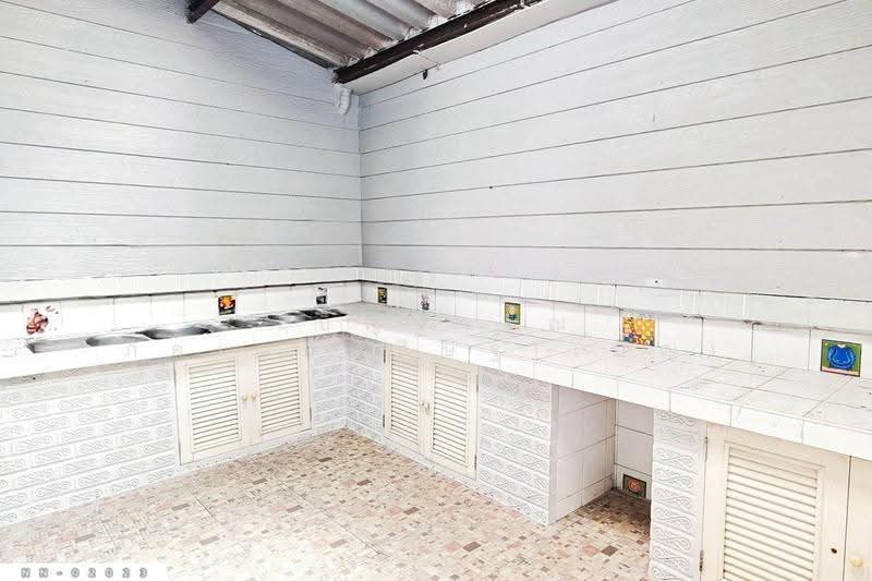 Phongsirichai 4 Phetkasem 81, Bangkok, Macharoen Road, Nong Kang Plu, Nong Khaem, Bangkok, 4 Bedrooms, 138 sqm, Townhouse For Sale, by Benchawarin Pakkawetppisit, 500505584 - DDproperty.com