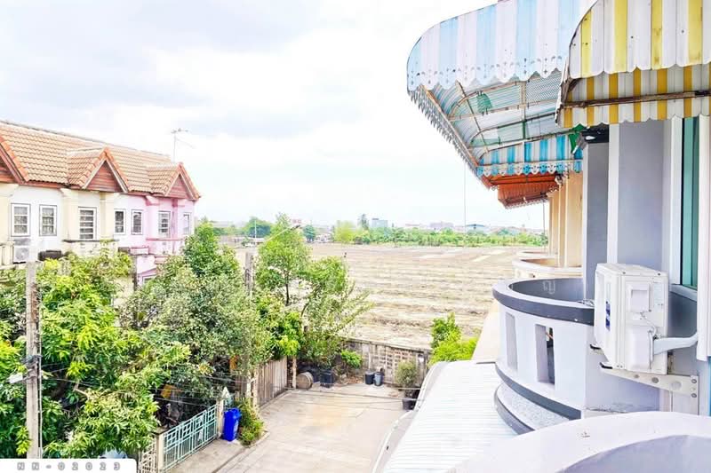 Phongsirichai 4 Phetkasem 81, Bangkok, Macharoen Road, Nong Kang Plu, Nong Khaem, Bangkok, 4 Bedrooms, 138 sqm, Townhouse For Sale, by Benchawarin Pakkawetppisit, 500505584 - DDproperty.com