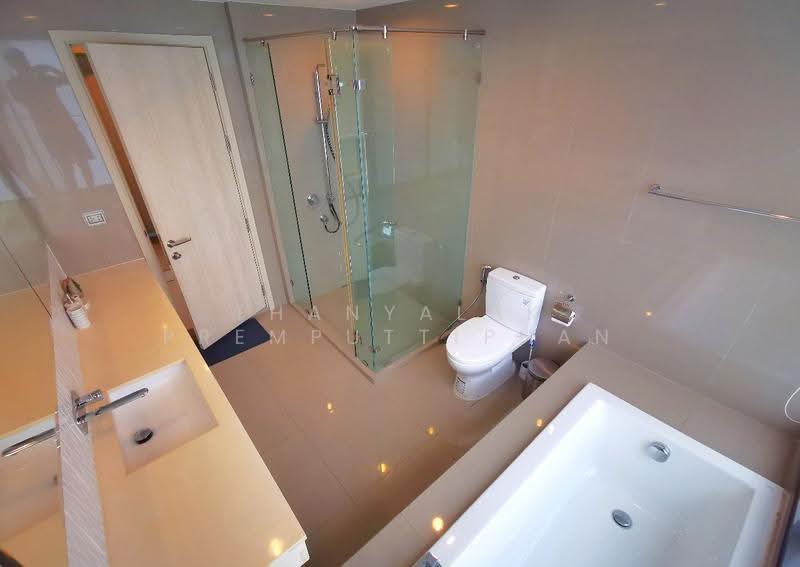 Rhythm Sukhumvit 42, Bangkok, Soi Sukhumvit 42, Sukhumvit Road, Phra Kanong, Khlong Toei, Bangkok, 2 Bedrooms, 80 sqm, Condo For Rent, by Thanyalak Premputtiphan, 500505592 - DDproperty.com