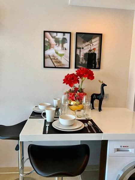 Centara Avenue Residences, Chon Buri (Pattaya), 15 S Pattaya Rd, Nong Pru, Bang Lamung (Pattaya), Chon Buri (Pattaya), 1 Bedroom, 30 sqm, Condo For Rent, by Praewpakar Soontawong, 500505630 - DDproperty.com