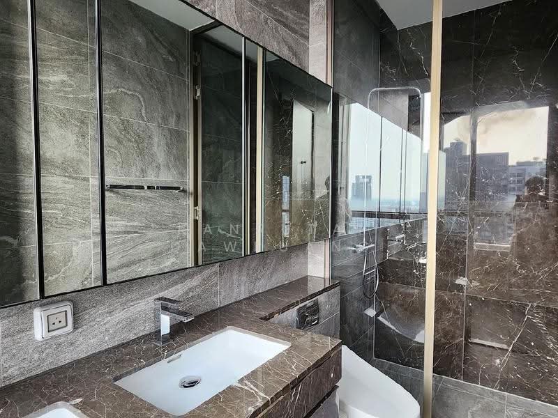 The Esse Sukhumvit 36, Bangkok, Soi Sukhumvit 36, Sukhumvit Road, Phra Kanong, Khlong Toei, Bangkok, 2 Bedrooms, 72 sqm, Condo For Rent, by Kanrutai Dawruang, 500505675 - DDproperty.com