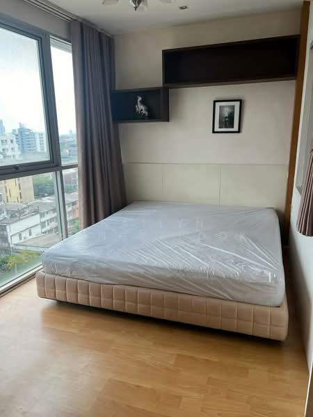 St Louis Grand Terrace : เซ็นต์ห ลุยส์ แกรนด์ เทอเรส, กรุงเทพ, ซอย สาทร 11 S Sathon Rd, ยานนาวา, สาทร, กรุงเทพ, 47 ตร.ม., คอนโด ให้เช่า, โดย Natlyn Kongsapook, 500505676 - DDproperty.com