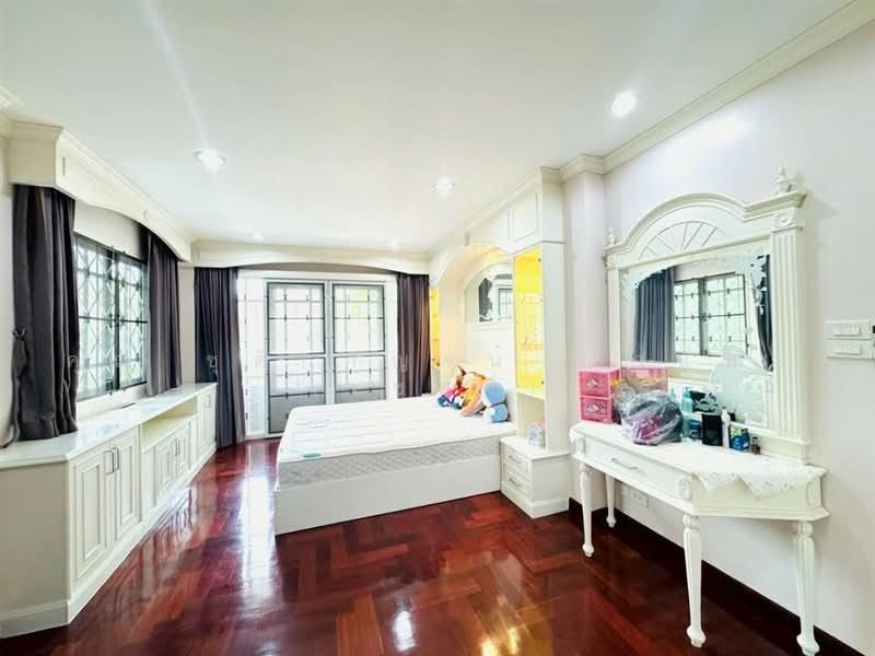 Vararom Prachauthit 98, Bangkok, Soi Pracha Uthit 98, Pracha Uthit Road, Thung Khru, Bangkok, 3 Bedrooms, 400 sqm, Single Detached House For Sale, by คุณ ชุติกาญจน์ กล่ำแสง (เชอรี่), 500505685 - DDproperty.com