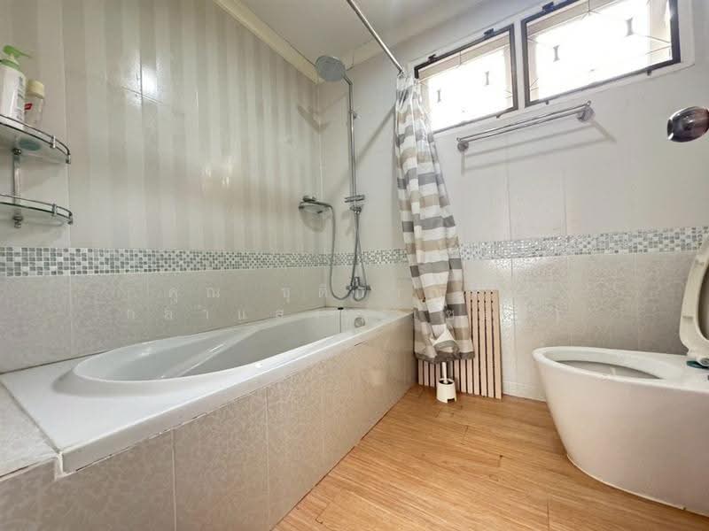 Vararom Prachauthit 98, Bangkok, Soi Pracha Uthit 98, Pracha Uthit Road, Thung Khru, Bangkok, 3 Bedrooms, 400 sqm, Single Detached House For Sale, by คุณ ชุติกาญจน์ กล่ำแสง (เชอรี่), 500505685 - DDproperty.com