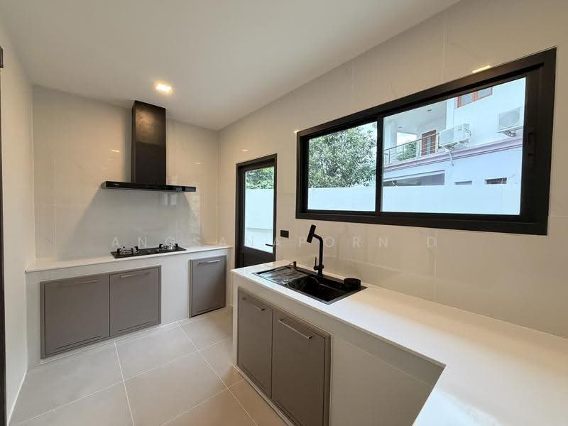 Manthana Wongwaen-Pinklao, Nonthaburi, Soi Wat Phra Ngoen, Plai Bang, Bang Kruai, Nonthaburi, 4 Bedrooms, 400 sqm, Single Detached House For Sale, by Angsanaporn D, 500505690 - DDproperty.com
