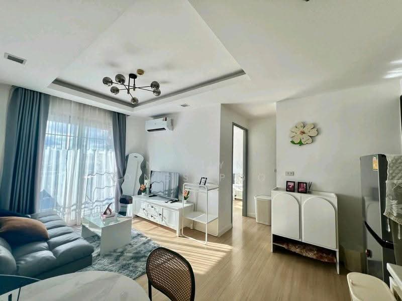 Thru Thonglor, Bangkok, Petchaburi Road, Bang Kapi, Huai Khwang, Bangkok, 1 Bedroom, 37 sqm, Condo For Rent, by Natlyn Kongsapook, 500505700 - DDproperty.com