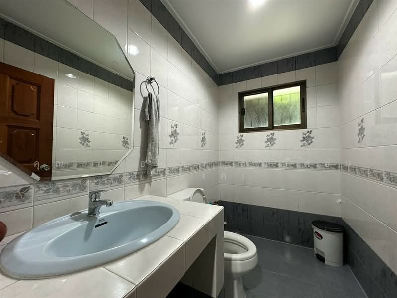 บ้านเดี่ยว 2 ชั้น 217 ตร.ว. ซอยเทศบาลนิมิตรใต้ ซอย1 ถนนเทศบาลสงเคราะห์, กรุงเทพ, ถนนเทศบาลสงเคราะห์, ลาดยาว, จตุจักร, กรุงเทพ, 800 ตร.ม., บ้านเดี่ยว ขาย, โดย คุณ ยุทธการ อินธิสอน (แบงค์), 500505718 - DDproperty.com