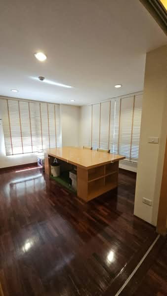 Baan Chan Condominium, Bangkok, Soi Thonglor 20, Thonglor Road, Khlong Tan Nua, Watthana, Bangkok, 2 Bedrooms, 157 sqm, Condo For Sale, by HOME Real Estate Service, 500505730 - DDproperty.com