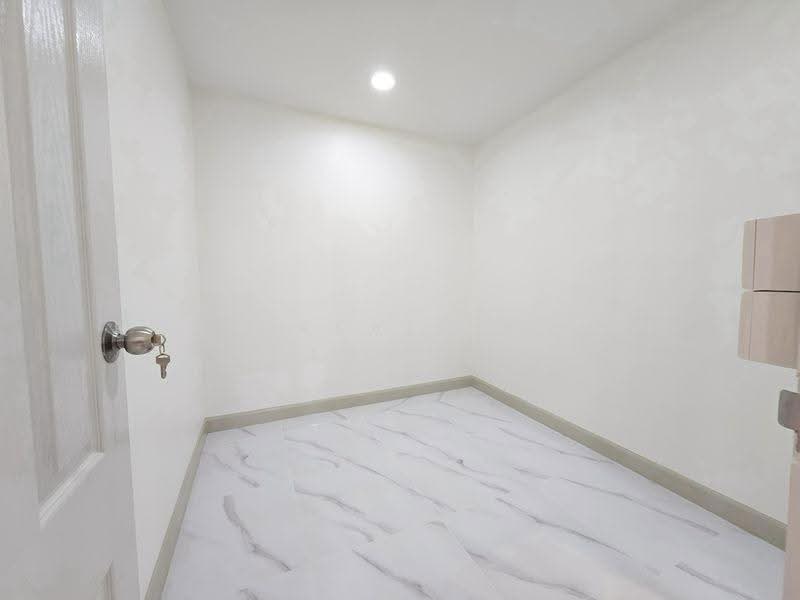 Sucha 1, Nonthaburi, Bang Bua Thong - Suphanburi Road, Lahan, Bang Bua Thong, Nonthaburi, 5 Bedrooms, 170 sqm, Townhouse For Sale, by HOME Real Estate Service, 500505825 - DDproperty.com