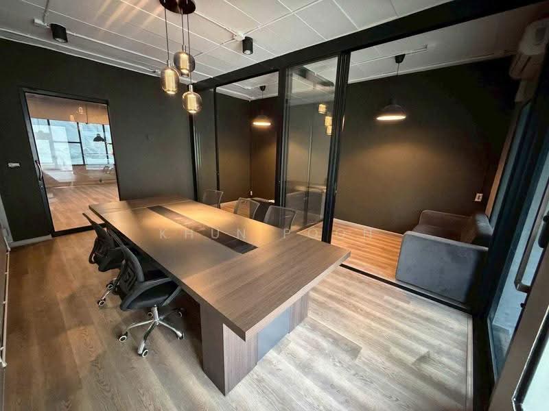 For Rent: 3-Story Commercial Building | 300 sq.m. | Near DONKI Mall Ekkamai (SPSSR372), Bangkok, เอกมัย, Khlong Tan Nua, Watthana, Bangkok, , 300 sqm, Shophouse For Rent, by Khun Poon, 500505843 - DDproperty.com