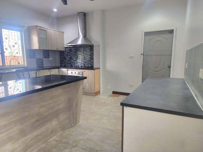 House for sale, Nakhon Ratchasima, Hua Thale, Muang Nakhon Ratchasima, Nakhon Ratchasima, 4 Bedrooms, 210 sqm, Single Detached House For Sale, by วิรณี, 500505847 - DDproperty.com