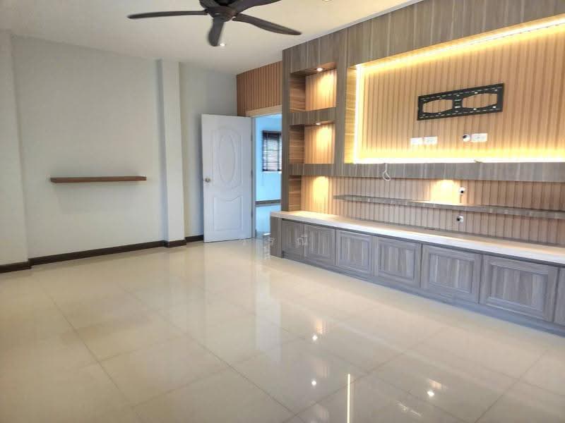 House for sale, Nakhon Ratchasima, Hua Thale, Muang Nakhon Ratchasima, Nakhon Ratchasima, 4 Bedrooms, 210 sqm, Single Detached House For Sale, by วิรณี, 500505847 - DDproperty.com