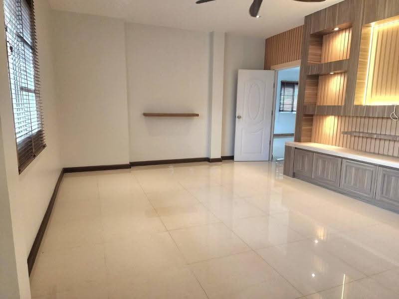 House for sale, Nakhon Ratchasima, Hua Thale, Muang Nakhon Ratchasima, Nakhon Ratchasima, 4 Bedrooms, 210 sqm, Single Detached House For Sale, by วิรณี, 500505847 - DDproperty.com