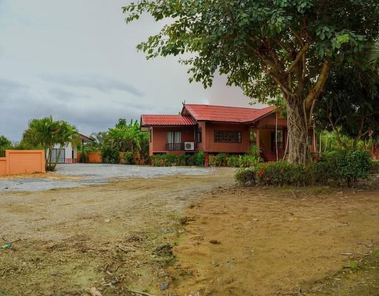Lanna-style Thai house for rent in Hang Dong, Chiang Mai, Khun Dong, Hang Dong, Chiang Mai, 6 Bedrooms, 180 sqm, Single Detached House For Rent, by คุณ ธีรชาติ, 500505848 - DDproperty.com