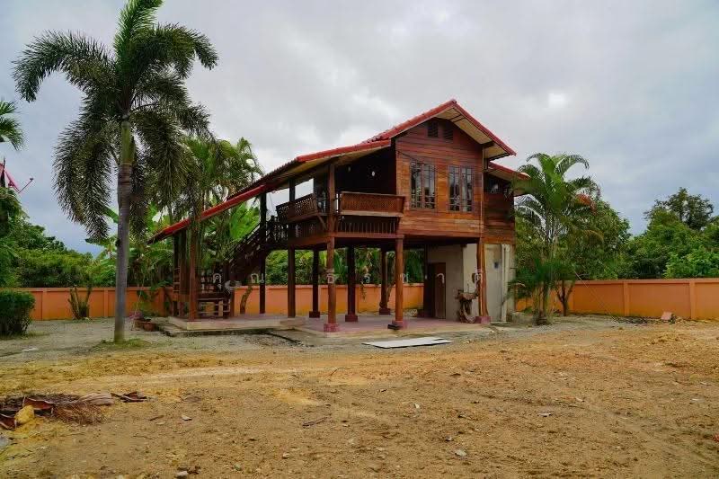 Lanna-style Thai house for rent in Hang Dong, Chiang Mai, Khun Dong, Hang Dong, Chiang Mai, 6 Bedrooms, 180 sqm, Single Detached House For Rent, by คุณ ธีรชาติ, 500505848 - DDproperty.com