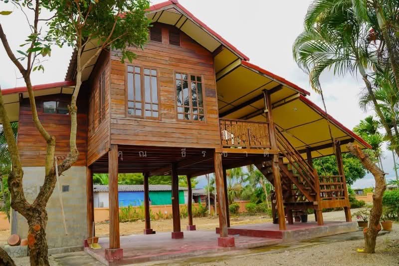 Lanna-style Thai house for rent in Hang Dong : บ้าน ทรงไทย สไตล์ล้านนา ย่านหางดง จ.เชียงใหม่, เชียงใหม่, ขุนคง, หางดง, เชียงใหม่, 180 ตร.ม., บ้านเดี่ยว ให้เช่า, โดย คุณ ธีรชาติ, 500505848 - DDproperty.com