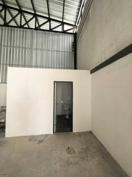 โกดังพร้อมออฟฟิศ ให้เช่า อยู่ใจกลางเมือง สุขุมวิท 77 (SPSJP630), กรุงเทพ, ซ. อ่อนนุช 17, สวนหลวง, กรุงเทพ, 330 ตร.ม., โกดัง-โรงงาน ให้เช่า, โดย Khun Jane, 500505853 - DDproperty.com