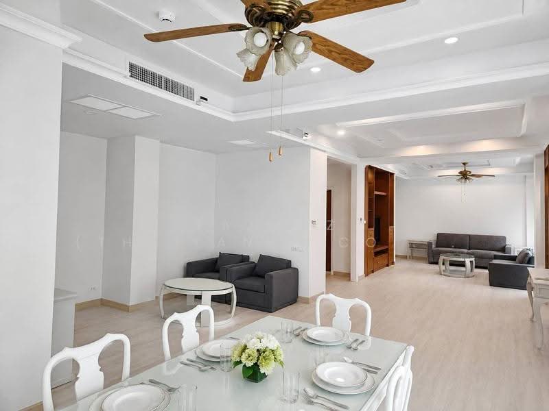 Chaidee Mansion, Bangkok, 75-7 Soi Sukhumvit 11, Khlongtoei Nua, Watthana, Bangkok, 3 Bedrooms, 270 sqm, Condo For Rent, by Fazwaz (Thailand) Co., Ltd., 500505869 - DDproperty.com
