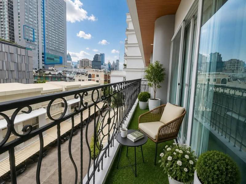 Chaidee Mansion, Bangkok, 75-7 Soi Sukhumvit 11, Khlongtoei Nua, Watthana, Bangkok, 3 Bedrooms, 270 sqm, Condo For Rent, by Fazwaz (Thailand) Co., Ltd., 500505869 - DDproperty.com