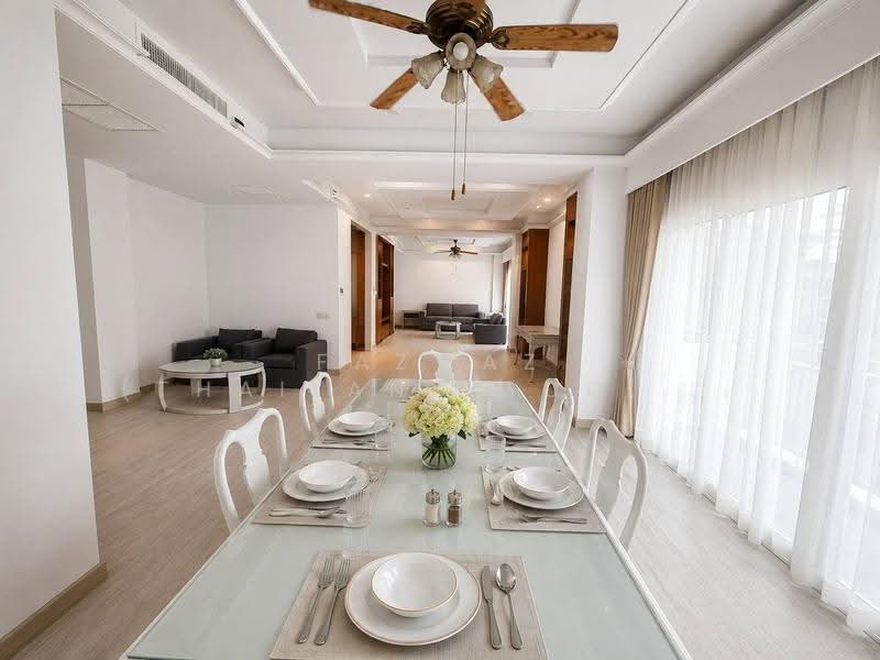 Chaidee Mansion, Bangkok, 75-7 Soi Sukhumvit 11, Khlongtoei Nua, Watthana, Bangkok, 3 Bedrooms, 270 sqm, Condo For Rent, by Fazwaz (Thailand) Co., Ltd., 500505869 - DDproperty.com