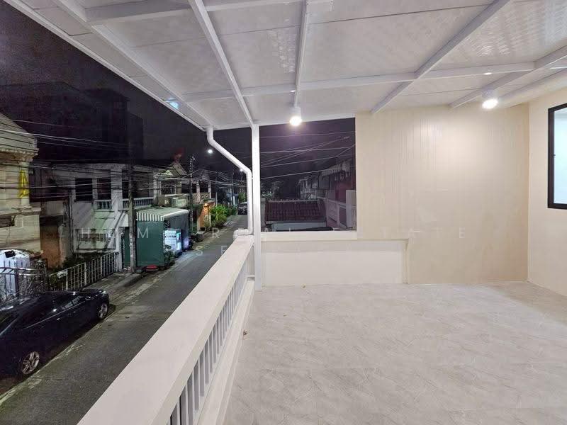 หมู่บ้านเรวดี57, นนทบุรี, ตลาดขวัญ, เมืองนนทบุรี, นนทบุรี, 136 ตร.ม., ทาวน์เฮ้าส์ ขาย, โดย HOME Real Estate Service, 500505883 - DDproperty.com