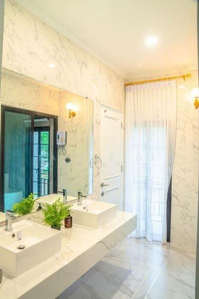 Luxury Pool Villa for Rent near 89 Plaza, Chiang Mai Rental Price: 120,000 THB / month No.15P014, Chiang Mai, Nong Hoi, Muang Chiang Mai, Chiang Mai, 6 Bedrooms, 650 sqm, Single Detached House For Rent, by Baandeedee Chiangmai, 500505904 - DDproperty.com