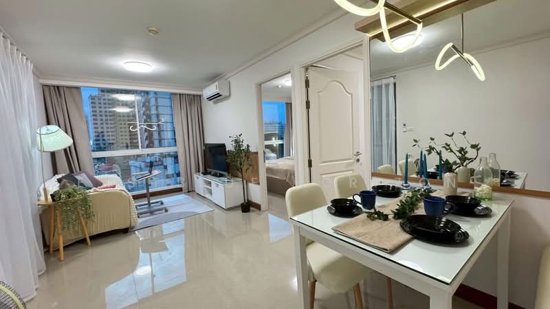 Chateau In Town Phaholyothin 11, Bangkok, Phaholyothin, Samsen Nai, Phaya Thai, Bangkok, 2 Bedrooms, 44 sqm, Condo For Rent, by Eastblue Horizon, 500505910 - DDproperty.com
