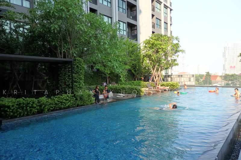 The Base Park East Sukhumvit 77, Bangkok, 99 Soi Pridi Banomyong 2, Phra Kanong Nua, Watthana, Bangkok, 1 Bedroom, 30 sqm, Condo For Rent, by Kritaphak Khongmueang, 500505913 - DDproperty.com