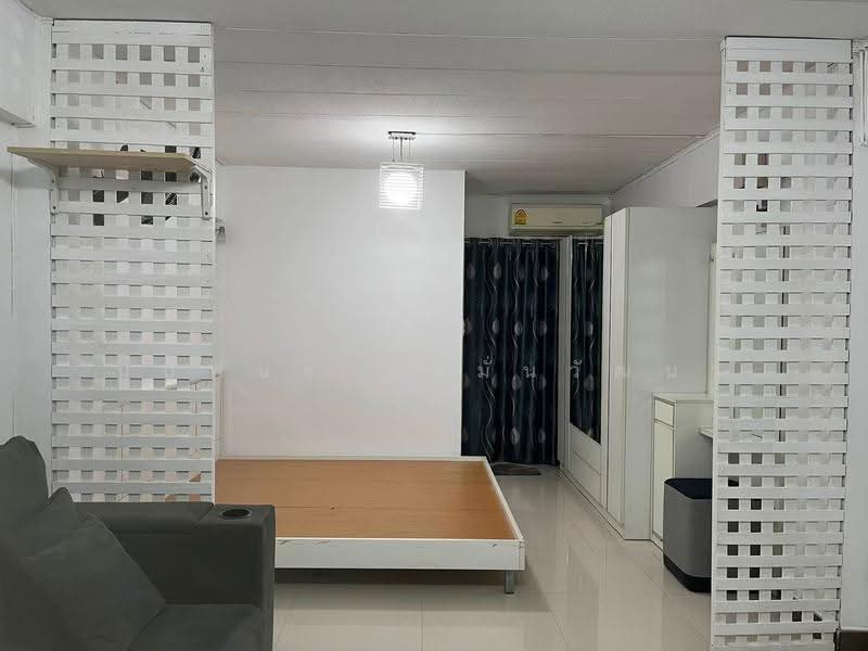 City Living Ratchada, Bangkok, Pracharat Bam phen, Huai Khwang, Bangkok, 1 Bedroom, 28 sqm, Condo For Sale, by Narupon Jongmanwattana, 500505953 - DDproperty.com