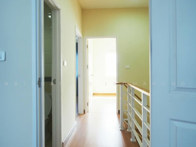 Golden Town Ladprao-Kaset Nawamin, Bangkok, 48 Prasert Manukit Soi 48, Chorake Bua, Lat Phrao, Bangkok, 5 Bedrooms, 187 sqm, Single Detached House For Rent, by Natthapong Laomahong, 500505977 - DDproperty.com